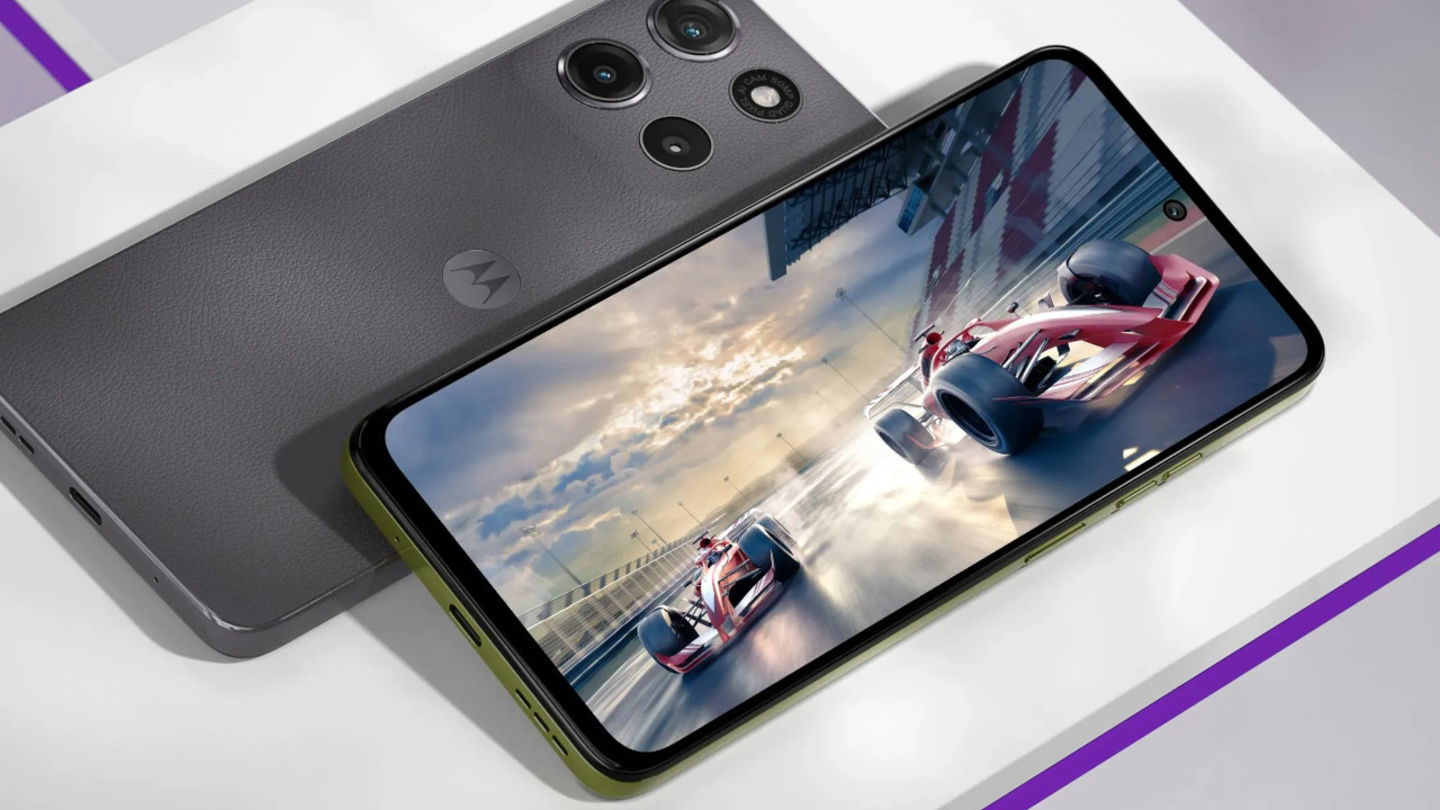 Pantalla grande, autonomía de sobra para el día completo y buena cámara: el Motorola Moto g15 cae a solo 99 euros