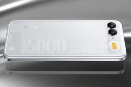 realme va a por todas: acaba de presentar un smartphone con batería de 15.000 mAh y otro con aire acondicionado integrado