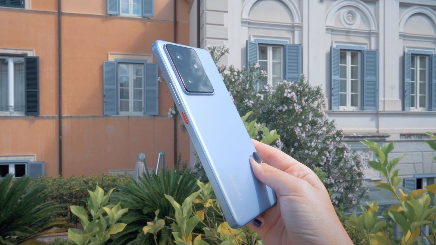 realme GT7 trasera