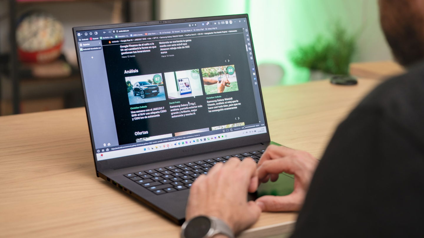 Razer Blade 16 (2025), análisis: una bestia gaming con pantalla OLED a 240 Hz y NVIDIA RTX 5070