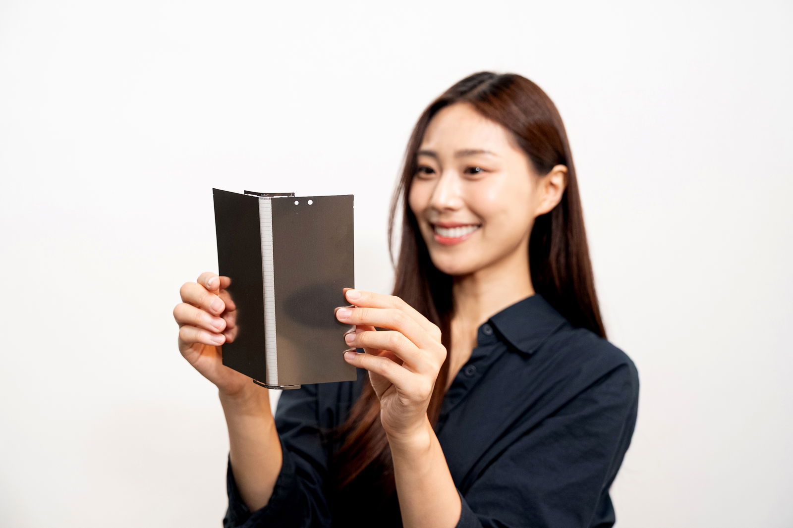 Samsung Display presenta su nueva marca MONT FLEX con las pantallas plegables del futuro