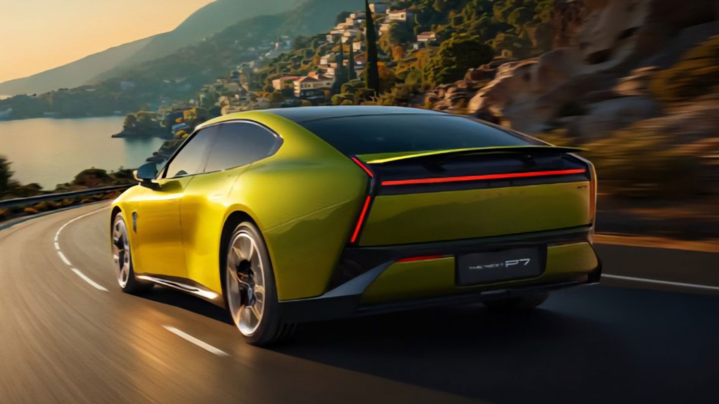 Carga en 10 minutos, pantalla motorizada y hasta 820 km de autonomía: el coche eléctrico chino que soñamos con ver en España