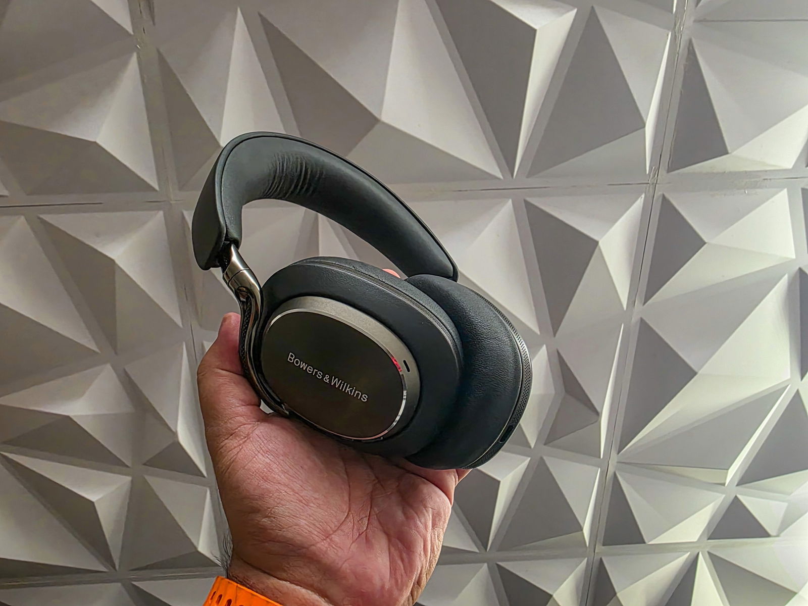 Bowers & Wilkins PX8 S2, análisis: el trono de los auriculares Bluetooth tiene un nuevo ocupante