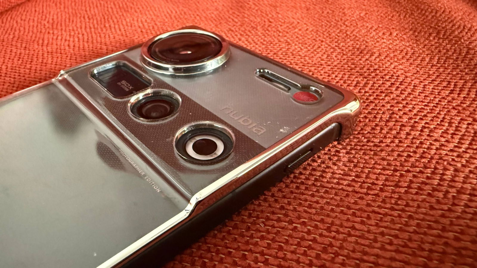 Análisis nubia Z70S Ultra: mucho más que una pantalla imbatible, un todoterreno económico que hace (casi) todo bien
