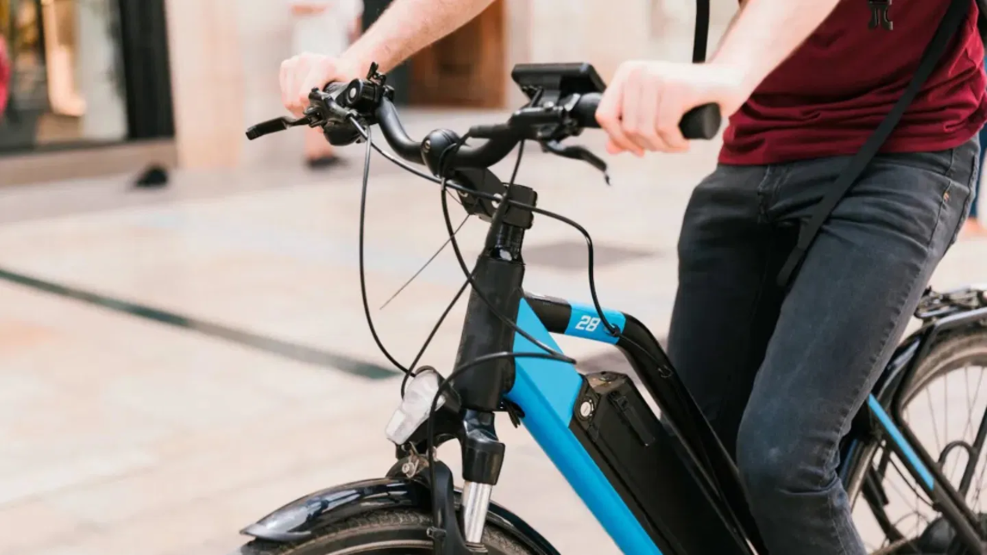 Las mejores bicicletas eléctricas plegables (%AÑO%)