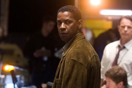 Antes de 'Tenet', ya existía este thriller con Denzel Washington que desafía las leyes del tiempo: está en streaming