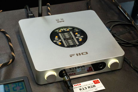 FiiO presenta el K13 R2R: el sucesor de su DAC de escritorio más compacto viene vitaminado y con novedades