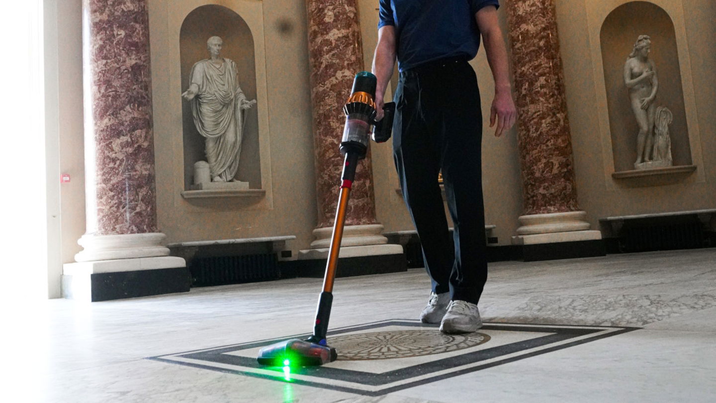 PencilVac, V16 Piston Animal y Spot+Scrub AI: así fue el gran desembarco de Dyson en IFA 2025
