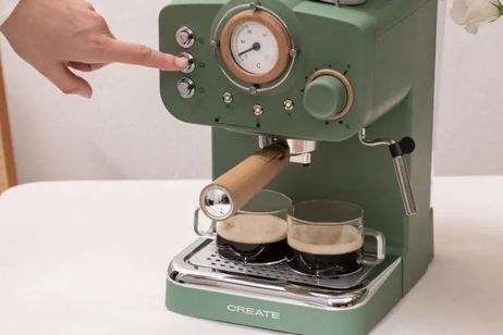 Si buscas una cafetera express bonita y a buen precio, este modelo de Create es el que todo el mundo está comprando ahora mismo Si buscas una cafetera express bonita y a buen precio, este modelo de Create es el que todo el mundo está comprando ahora mismo