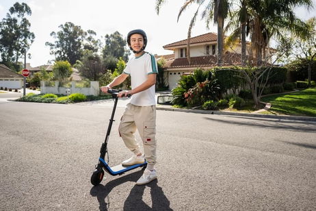 Este patinete eléctrico de Segway es ideal para niños: viene con un montón de tecnologías punteras y un precio inigualable Este patinete eléctrico de Segway es ideal para niños: viene con un montón de tecnologías punteras y un precio inigualable