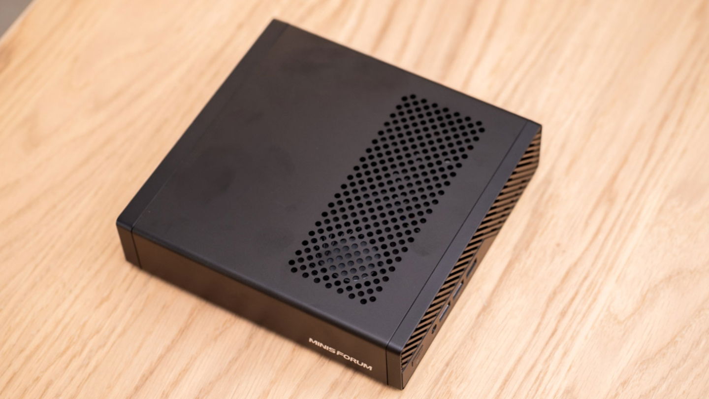 Minisforum MS-A2: la mini estación de trabajo AMD con conectividad 10 GbE y máxima expansión