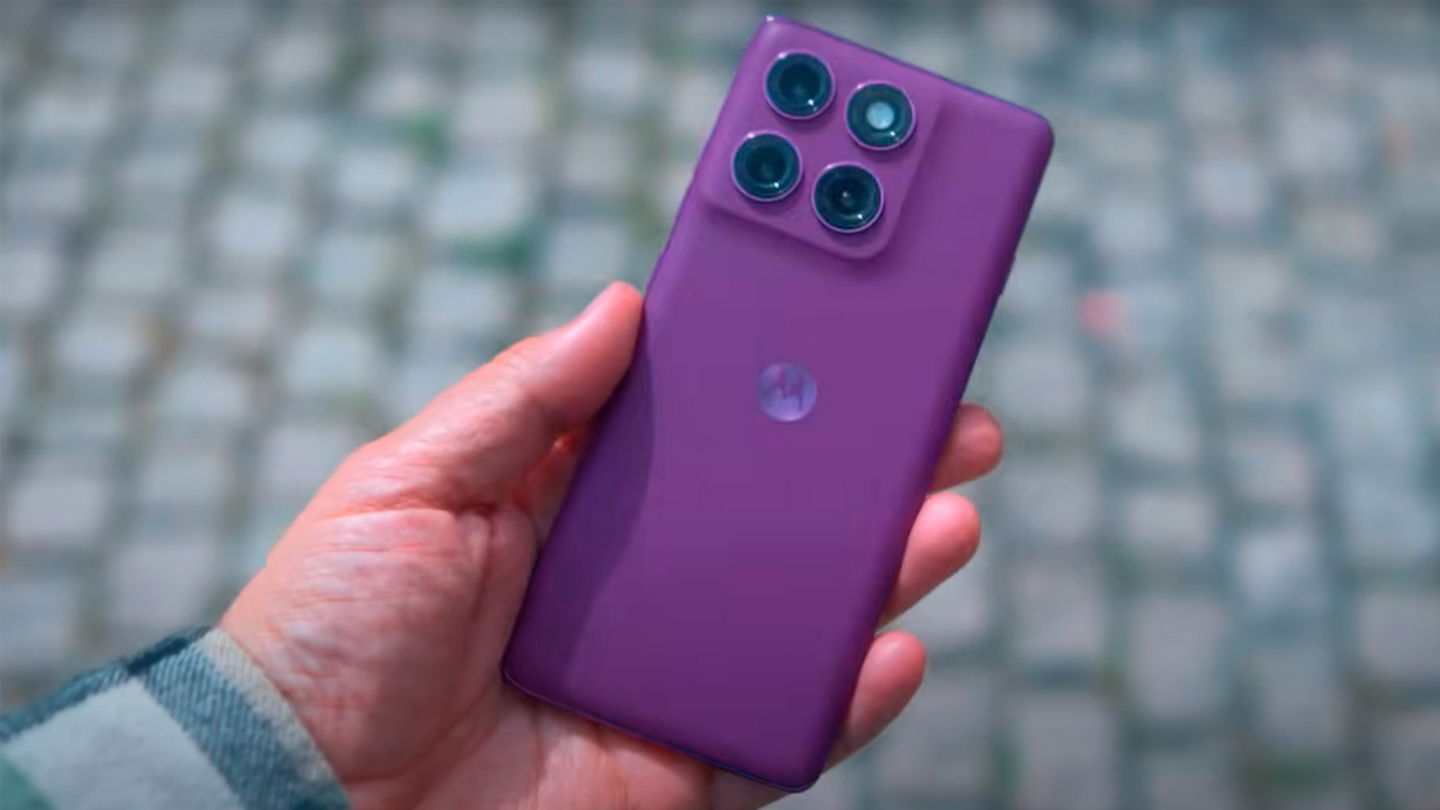 Motorola Edge 60 Pro trasera
