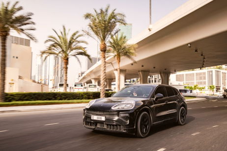 El futuro de los coches ya está aquí: Porsche usó la IA para crear el nuevo Cayenne eléctrico y se ahorró más de 100 prototipos