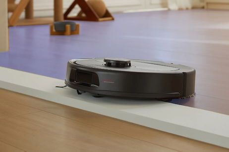 8.000 Pa de potencia, mopas giratorias elevables y base completa para un robot con características de gama alta que ahora cuesta casi la mitad