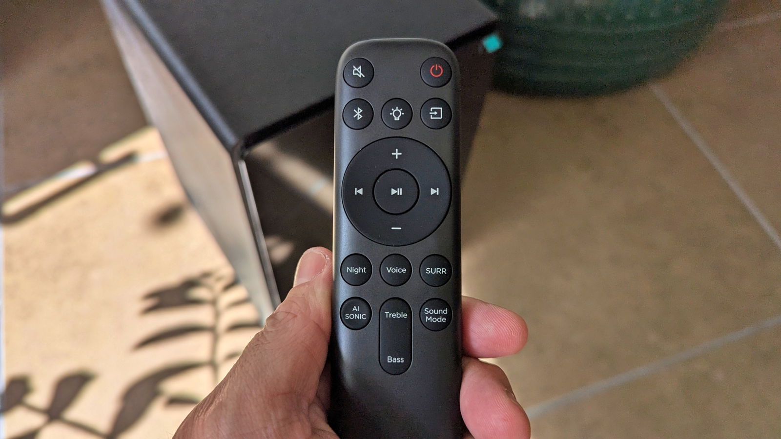 TCL Q85H Pro mando