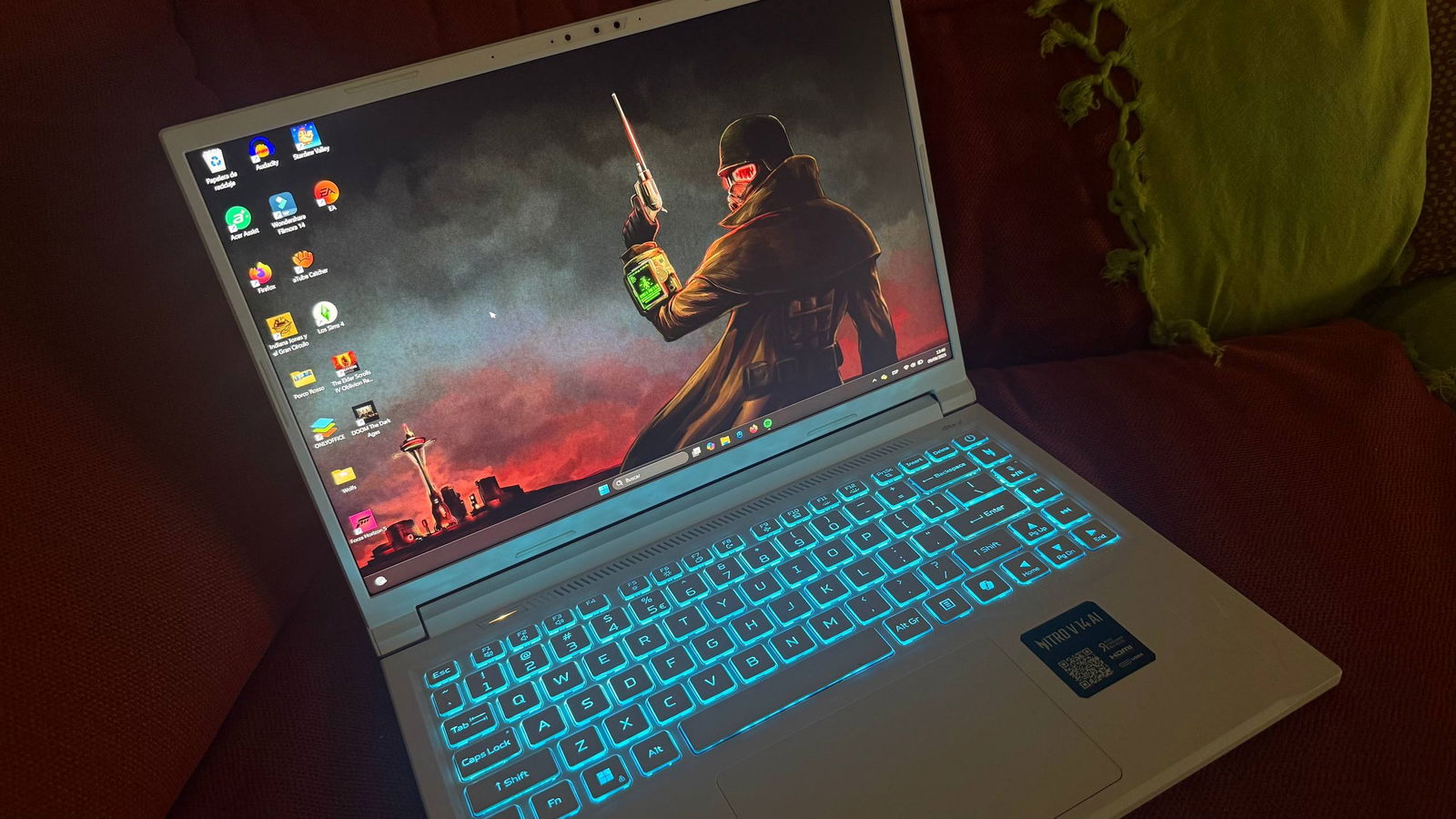 Análisis Acer Nitro V 14 AI: gran rendimiento a buen precio en un portátil gaming de incógnito