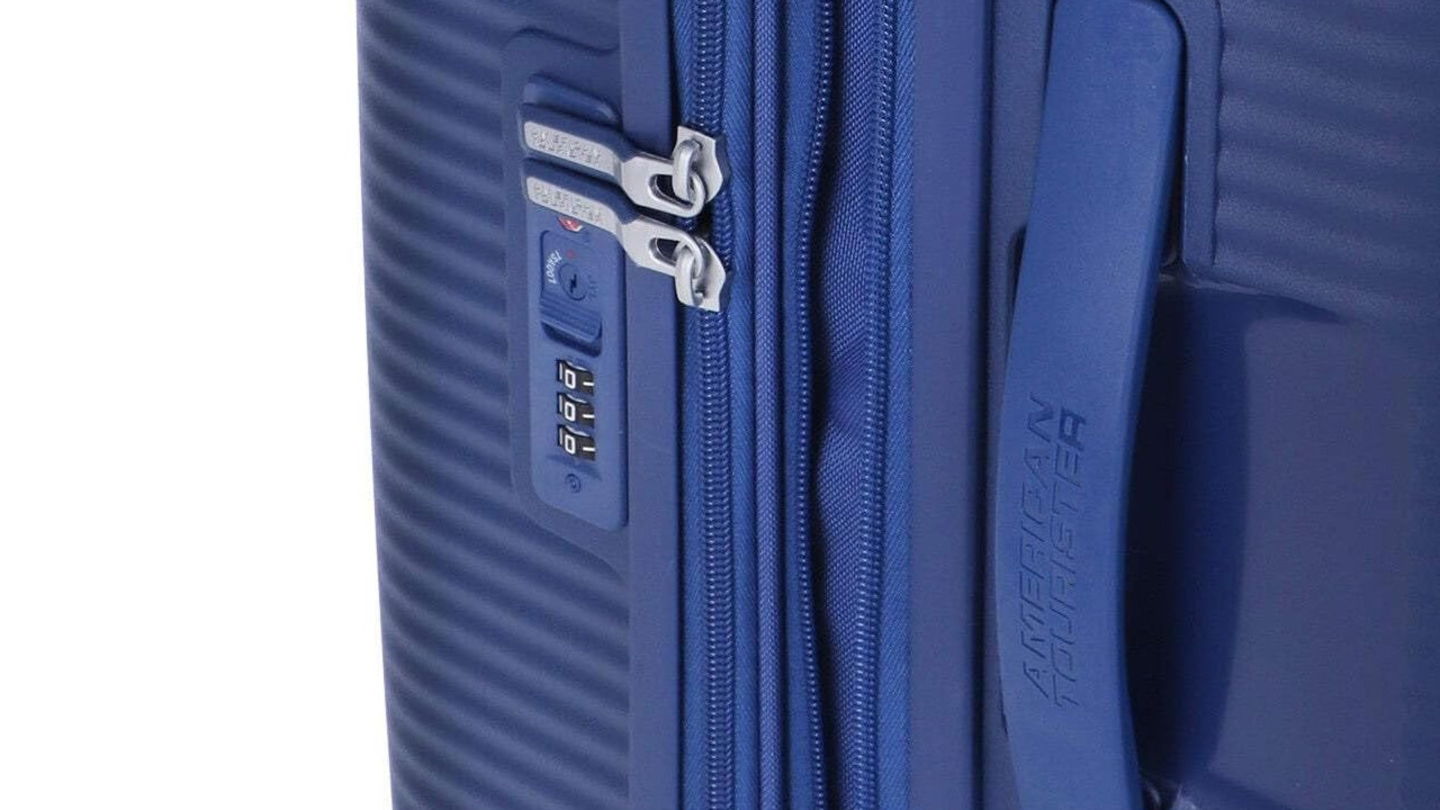Corre a aprovechar el 42% de descuento en la American Tourister Soundbox, una maleta de 81L perfecta para tus viajes