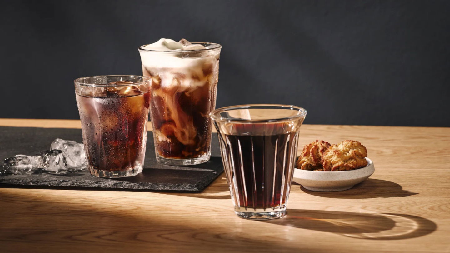 Convierte tu cocina en una cafetería de lujo: la cafetera superautomática más elegante y avanzada de Siemens, con descuento