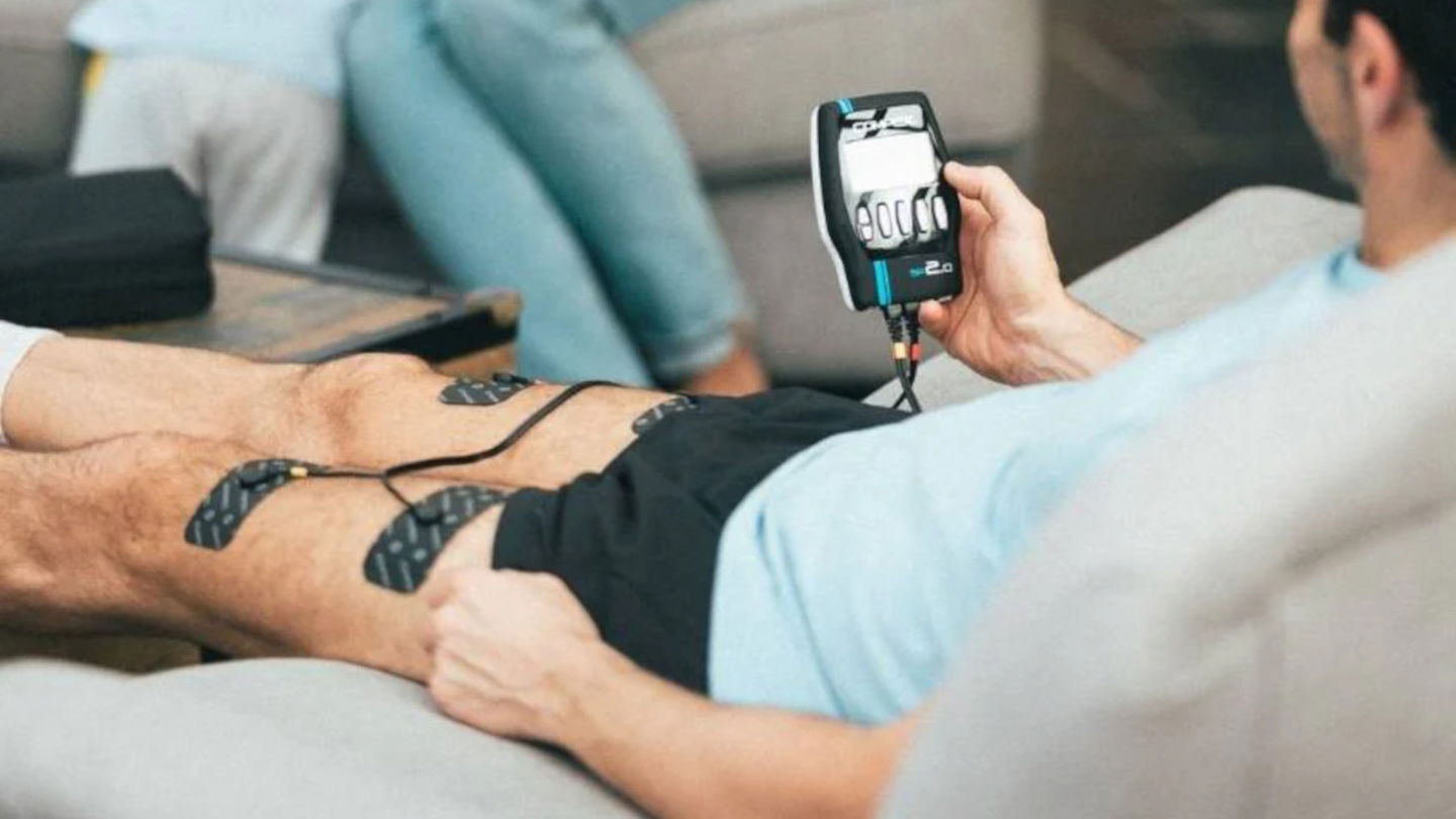 Este electroestimulador Compex ofrece 20 programas y 4 canales independientes con un descuento brutal