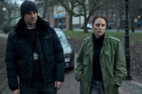 Este es, para mí, uno de los mejores thrillers policíacos de los últimos años. Tiene 3 temporadas y ya lo puedes ver en streaming