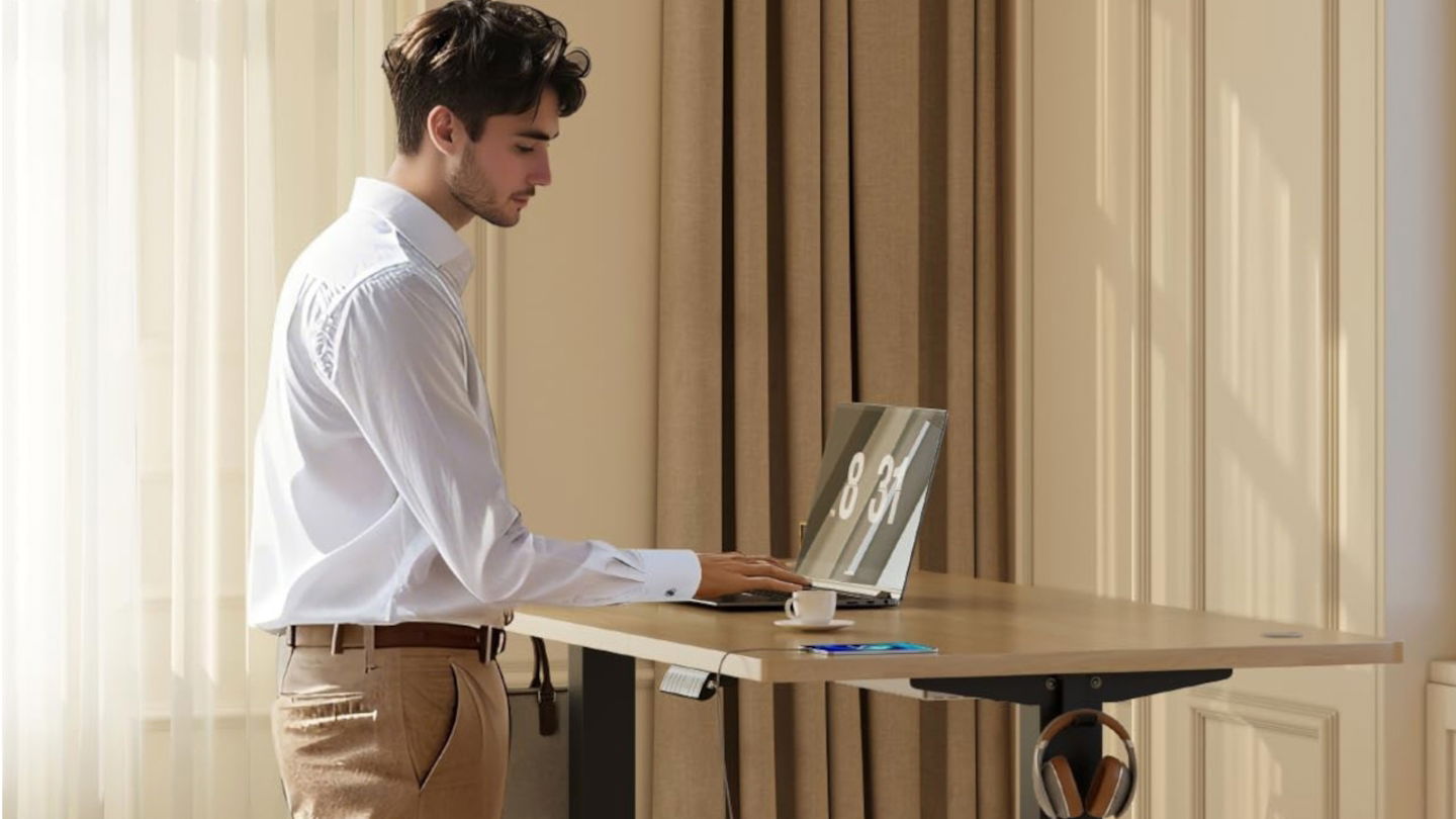 Espacio, ergonomía y ajuste automático con este escritorio grande, regulable en altura y con memoria: ¡está muy rebajado!