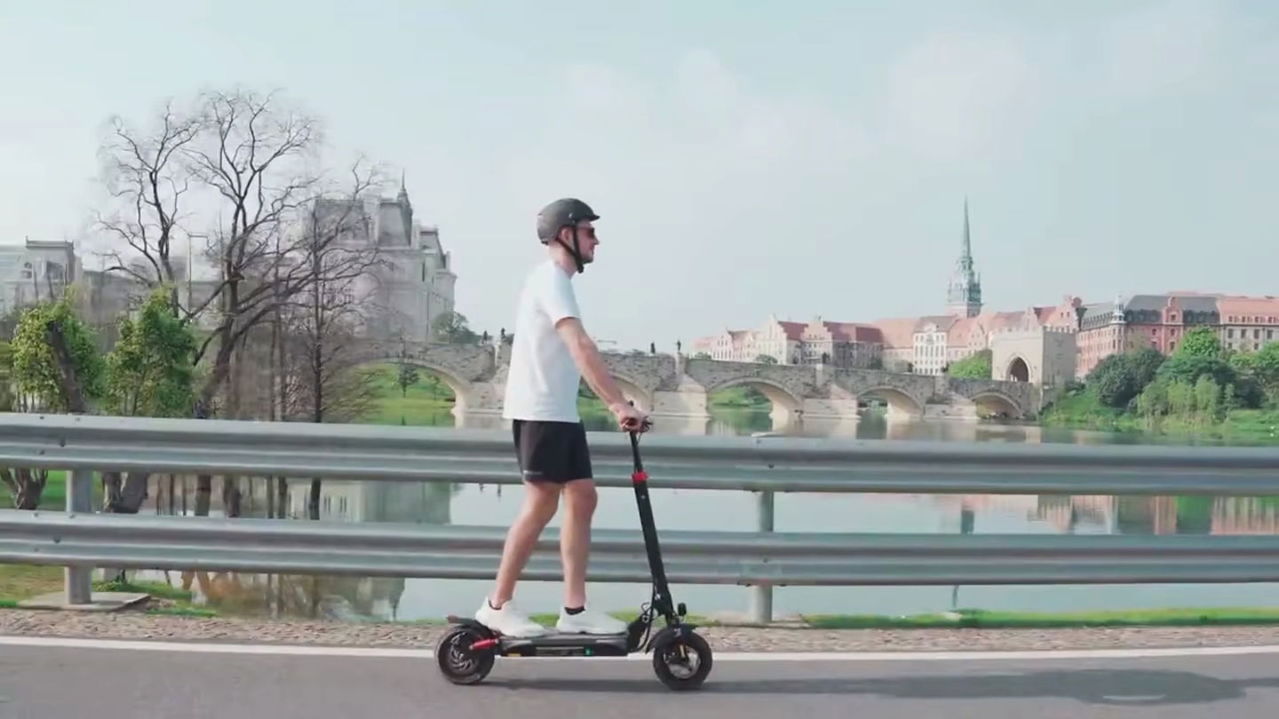 Este patinete eléctrico de iScooter está en oferta en AliExpress