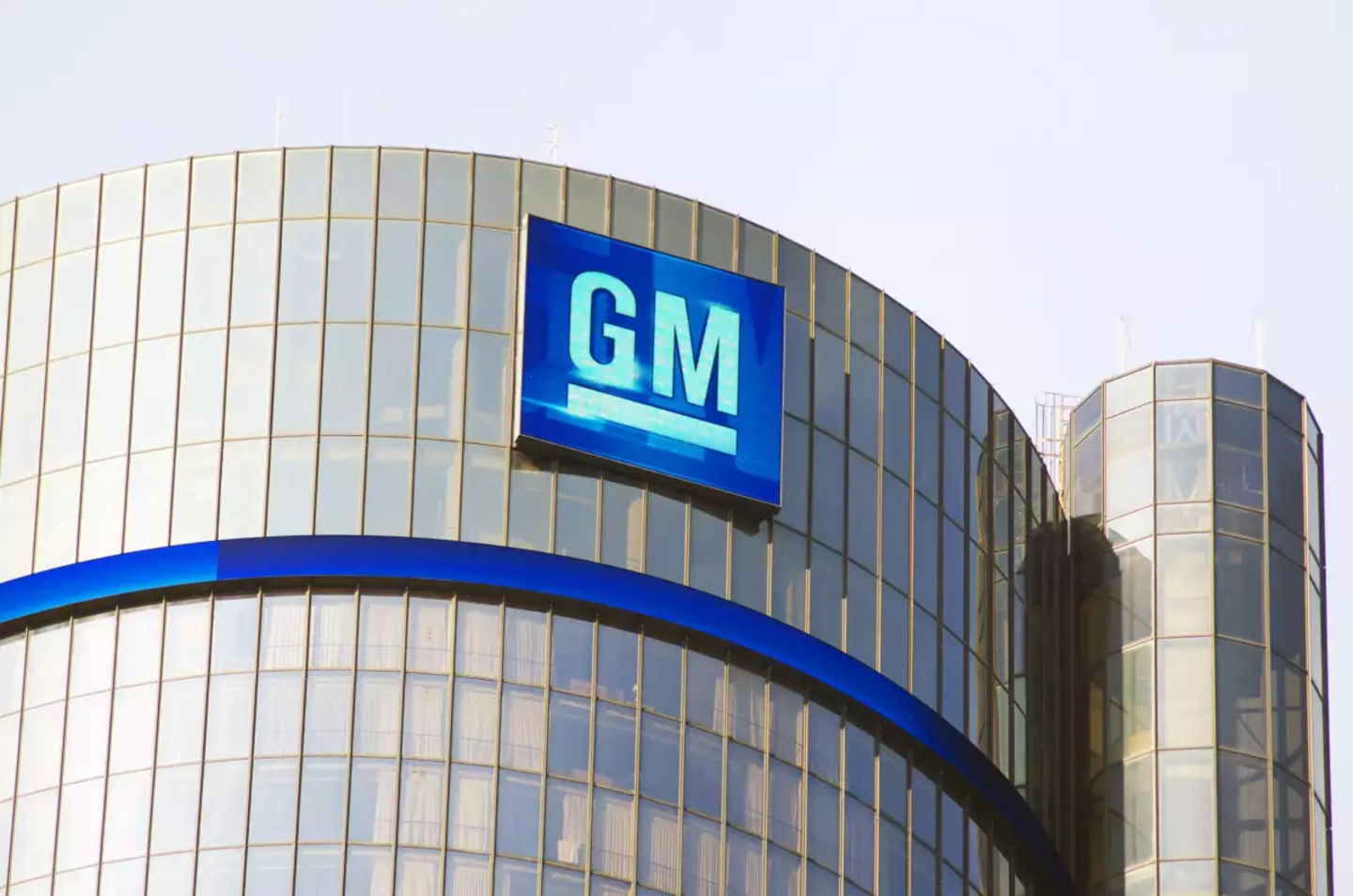 GM no quitará la compatibilidad con Android Auto y Apple CarPlay de un momento a otro, será de forma gradual