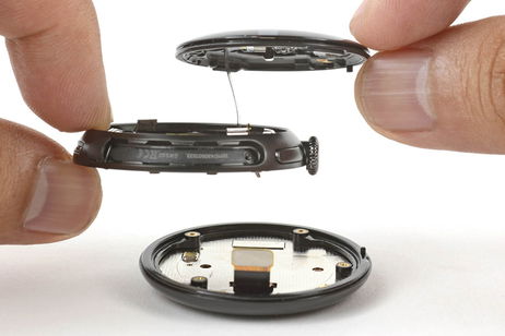 Google sorprende con el Pixel Watch 4: iFixit lo llama “el reloj más fácil de reparar de la historia” Google sorprende con el Pixel Watch 4: iFixit lo llama “el reloj más fácil de reparar de la historia”