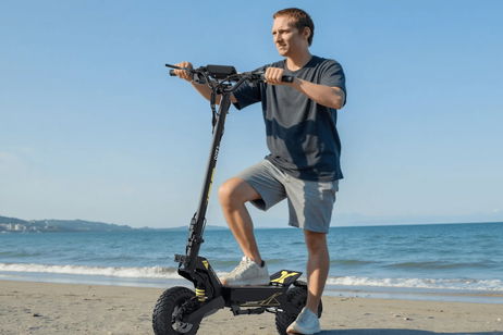 Suspensión salvaje y potencia de 900 W para este baratísimo patinete eléctrico: es tuyo por menos de 400 euros Suspensión salvaje y potencia de 900 W para este baratísimo patinete eléctrico: es tuyo por menos de 400 euros