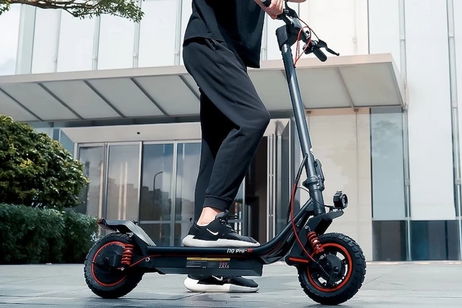 Este potente patinete es el chollo del día: viene con motor de 800 W, 60 kilómetros de autonomía y una valoración sobresaliente Este potente patinete es el chollo del día: viene con motor de 800 W, 60 kilómetros de autonomía y una valoración sobresaliente