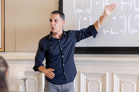 "Algo está pasando en la industria": un profesor de Berkeley revela por qué sus alumnos de informática ya no encuentran trabajo