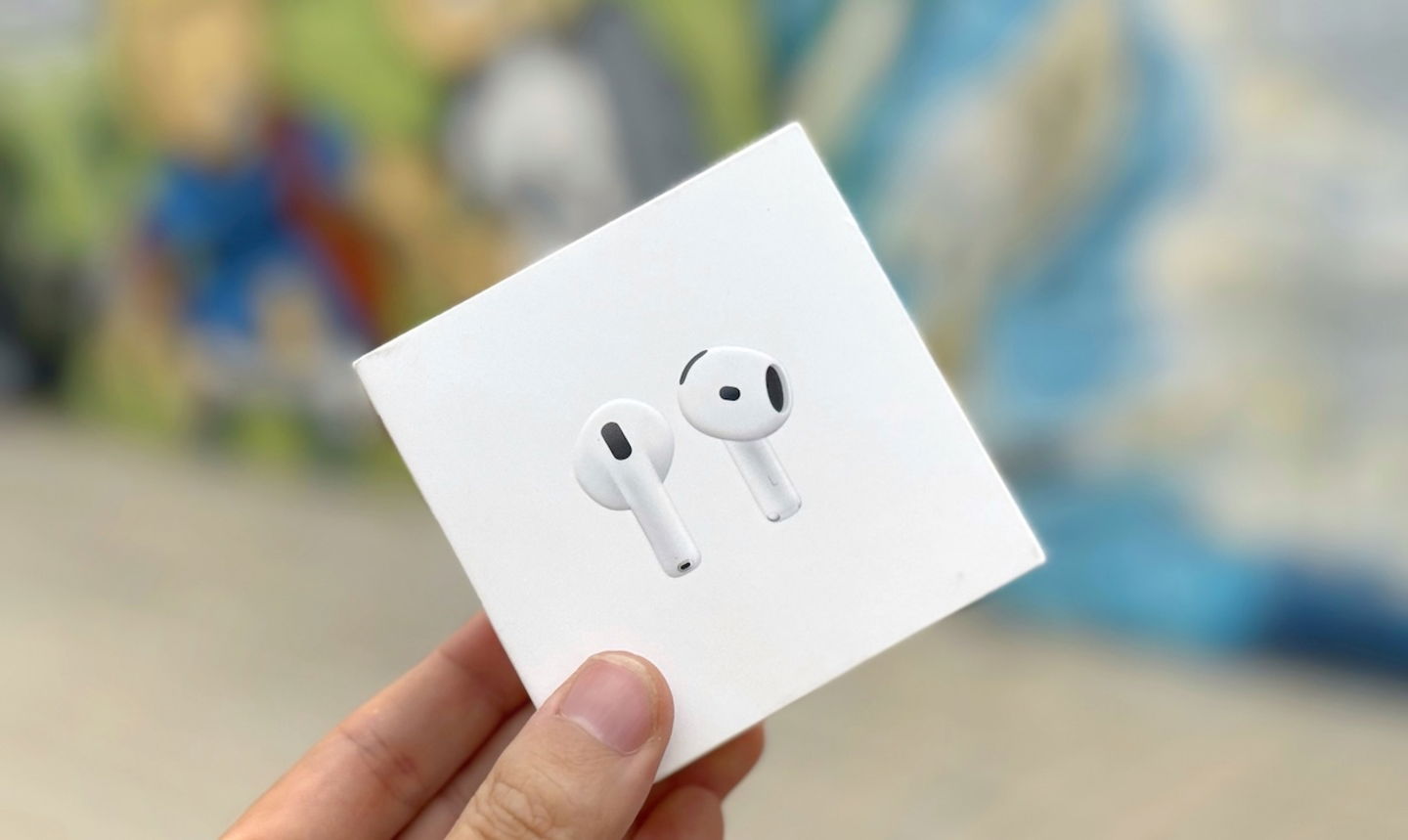 AirPods 4