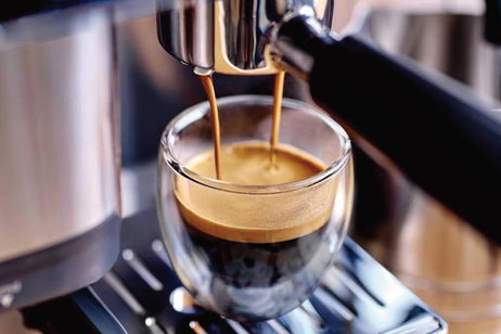 Café perfecto, aroma intenso y diseño elegante: la cafetera automática de alta gama que se desploma hoy Café perfecto, aroma intenso y diseño elegante: la cafetera automática de alta gama que se desploma hoy