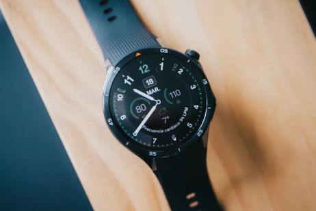 OnePlus rebaja su reloj más elegante: diseño de acero, 60 horas de batería y 140 euros menos