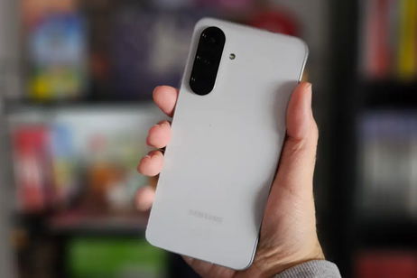 Samsung trae un smartphone con potencia y batería que no te abandona por menos de 300 euros Samsung trae un smartphone con potencia y batería que no te abandona por menos de 300 euros