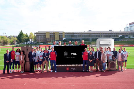 TCL y la RFEF amplían su colaboración: nuevos productos y contrato hasta 2026 TCL y la RFEF amplían su colaboración: nuevos productos y contrato hasta 2026