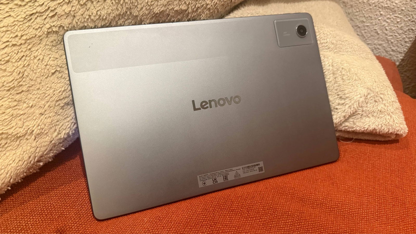 Análisis Lenovo Idea Tab Plus: no busca ser la mejor tablet, pero sí una buena opción a bajo precio