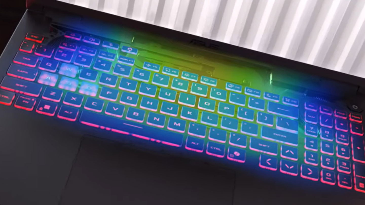 Impresiona la rebaja Black Friday para este portátil gaming con RTX 5060: 500 euros de descuento, nada más y nada menos