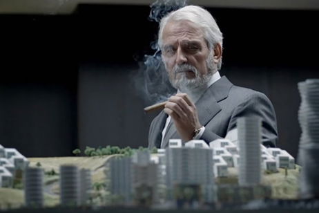 No me cansaré de recomendar esta mini serie: tiene 8 episodios y cambió la ficción española para siempre