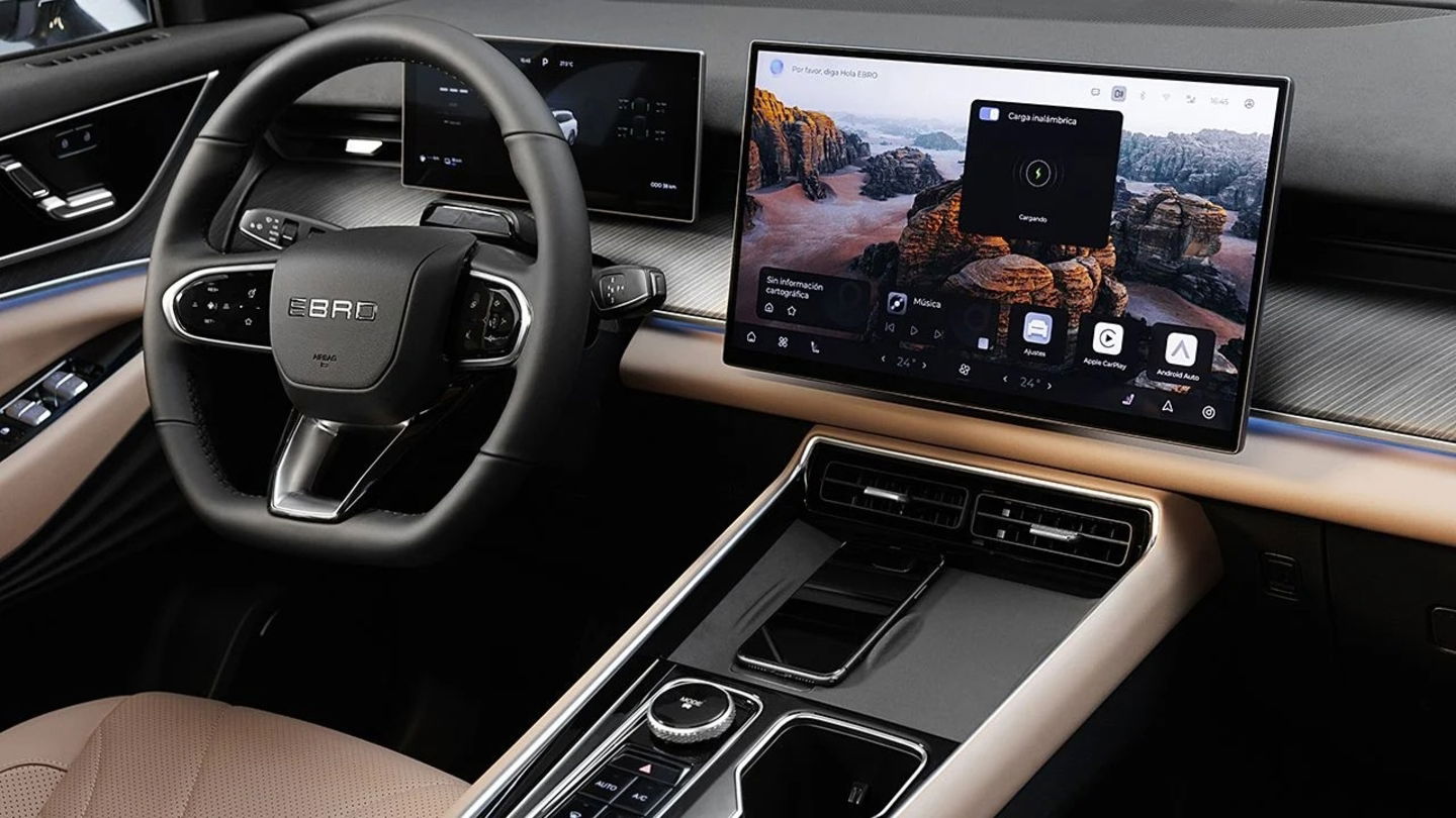 Nuevo EBRO s900 PHEV, una bestia híbrida con 425 CV y 140 km de autonomía eléctrica