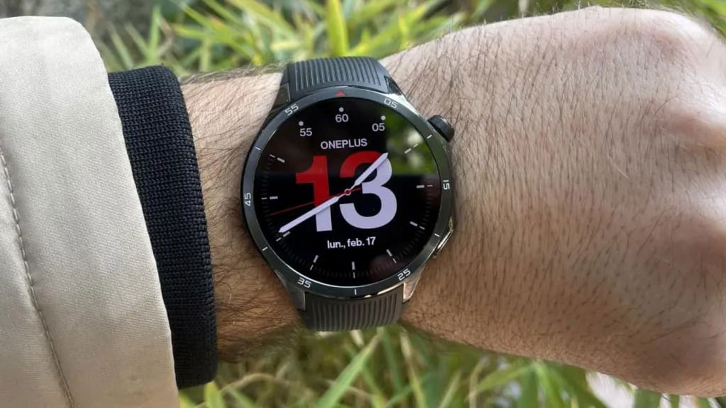 El OnePlus Watch 3 tiene un diseño elegante y es un equipo con muchas funciones de seguridad