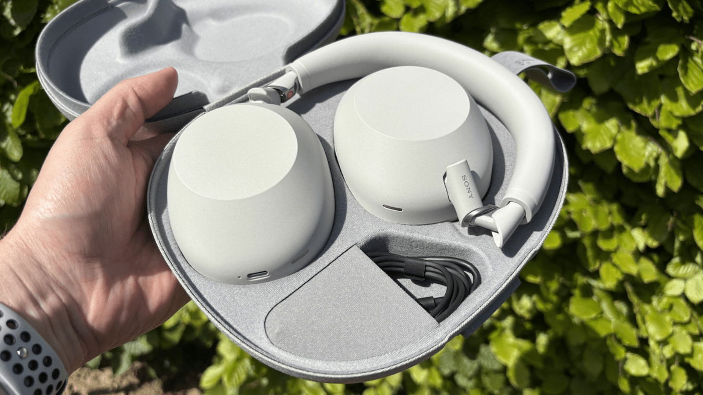 Estos auriculares Bluetooth de Sony se han convertido en un auténtico estándar en la industria