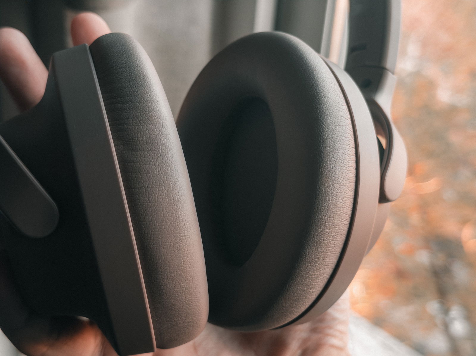 Lleva unos cuantos usos, pero la piel sintética sigue manteniendo el tipo