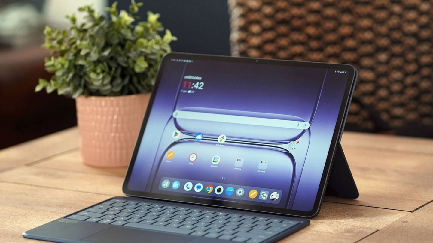 La OnePlus Pad 3 tiene muchas caractrísticas de hardware premium, pro el software también es espectacular