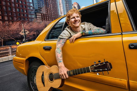 Ed Sheeran canta y te invita a descubrir Nueva York con él: su experiencia (sin cortes) es lo mejor que verás en Netflix esta semana