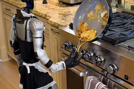 Los robots humanoides siguen siendo torpes, salvo para destruir tu casa intentando hacer una tortilla Los robots humanoides siguen siendo torpes, salvo para destruir tu casa intentando hacer una tortilla