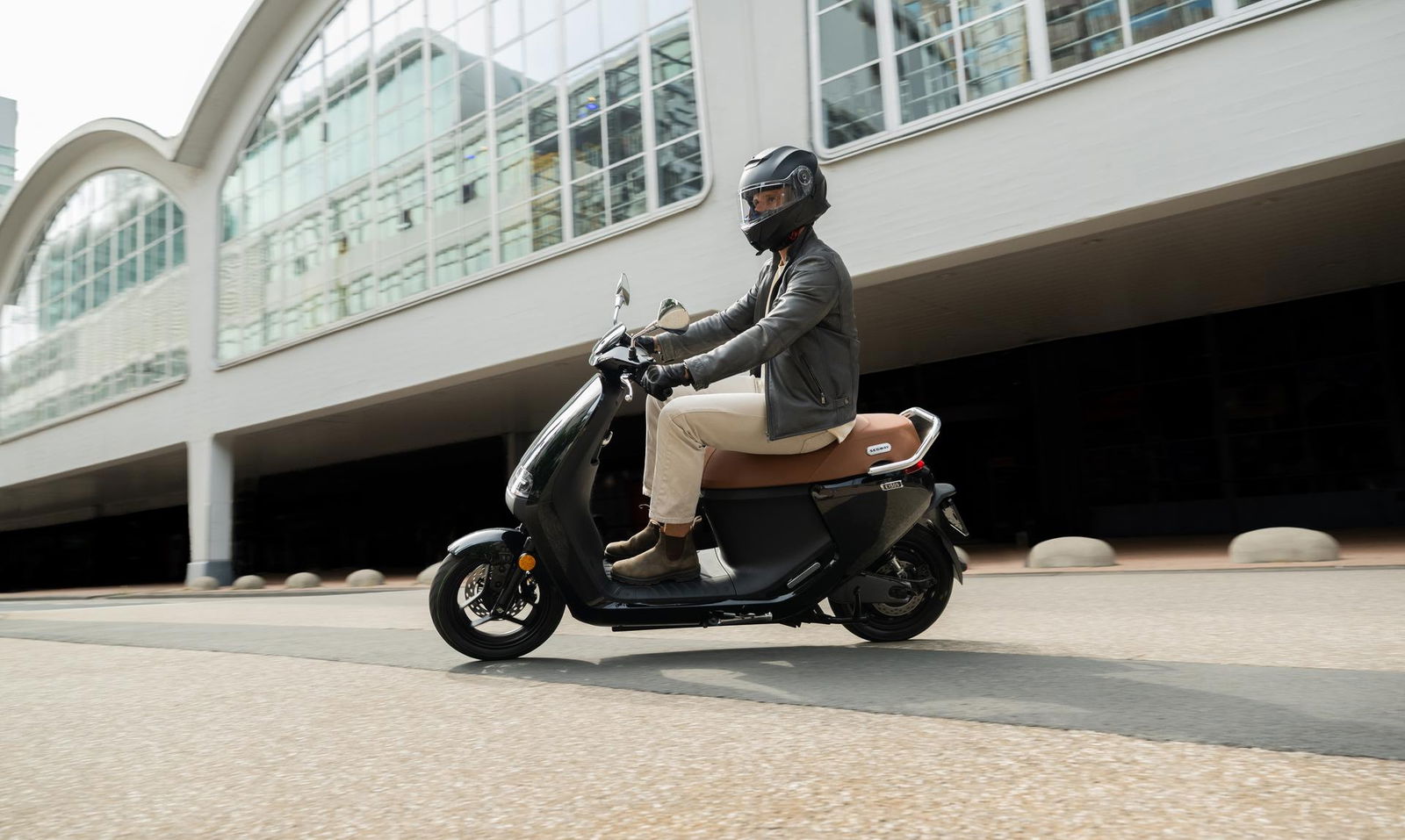 Segway lanza en España sus nuevas motos eléctricas: carga rápida, ABS mejorado y un maletero de 34 litros