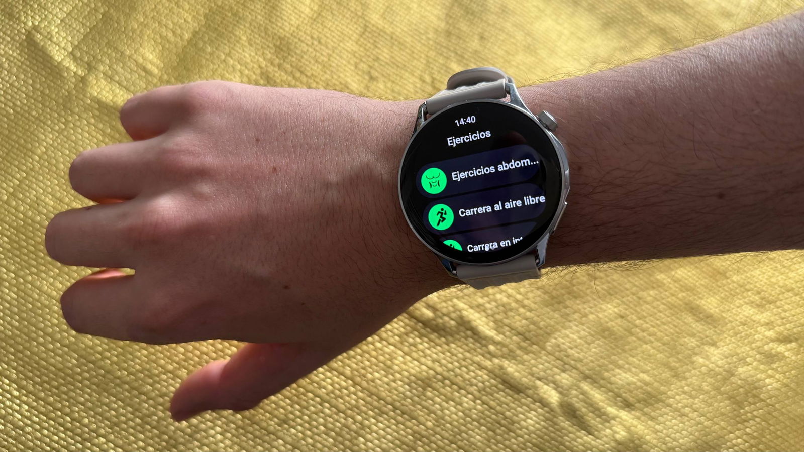 Análisis OnePlus Watch Lite: una apuesta asequible que saca músculo en comodidad, batería y deporte