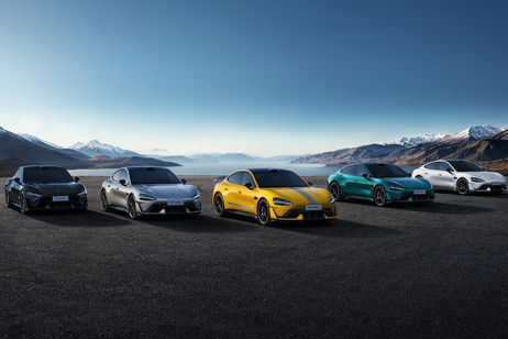 Lluvia de millones en Xiaomi: factura un 197% más con sus coches y premia a algunos vendedores con hasta medio millón en efectivo