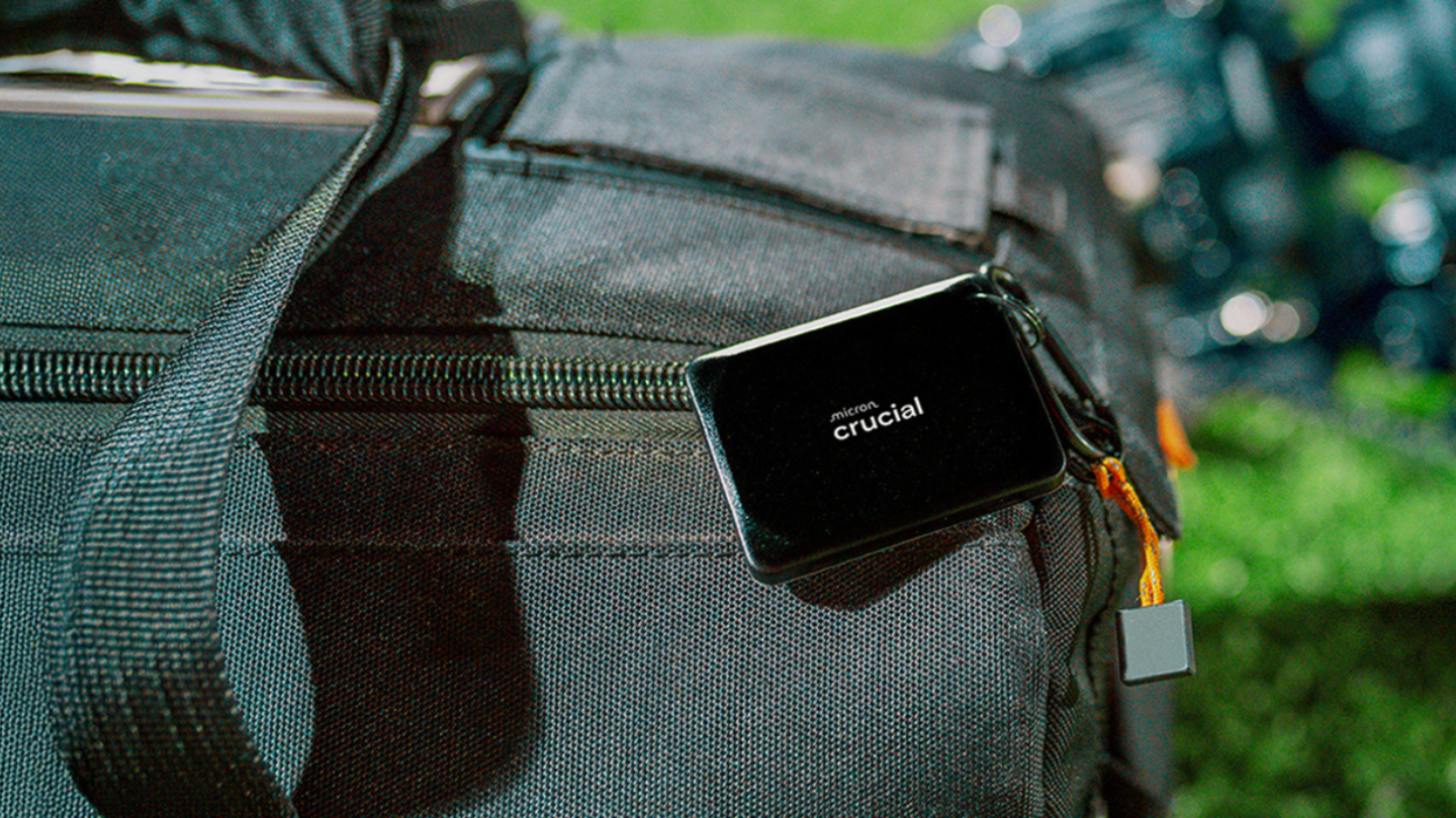 Esta SSD vuela con 2.100 MB/s y aguanta caídas de 2 metros por menos de 100 euros